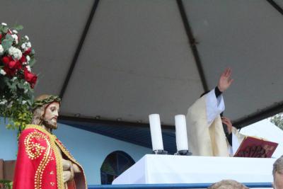 Missa em louvor ao Bom Jesus em Campo Mendes teve o PÃ¡roco SebastiÃ£o presidindo com liturgia da RÃ¡dio Campo Aberto